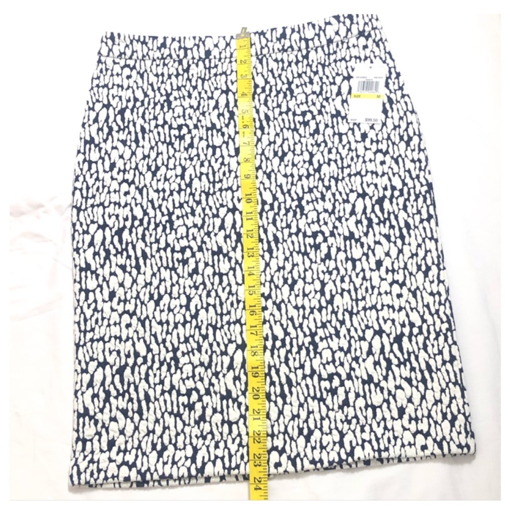 Michael Kors Women’s True Navy Skirt Size M - Picture 6 of 8